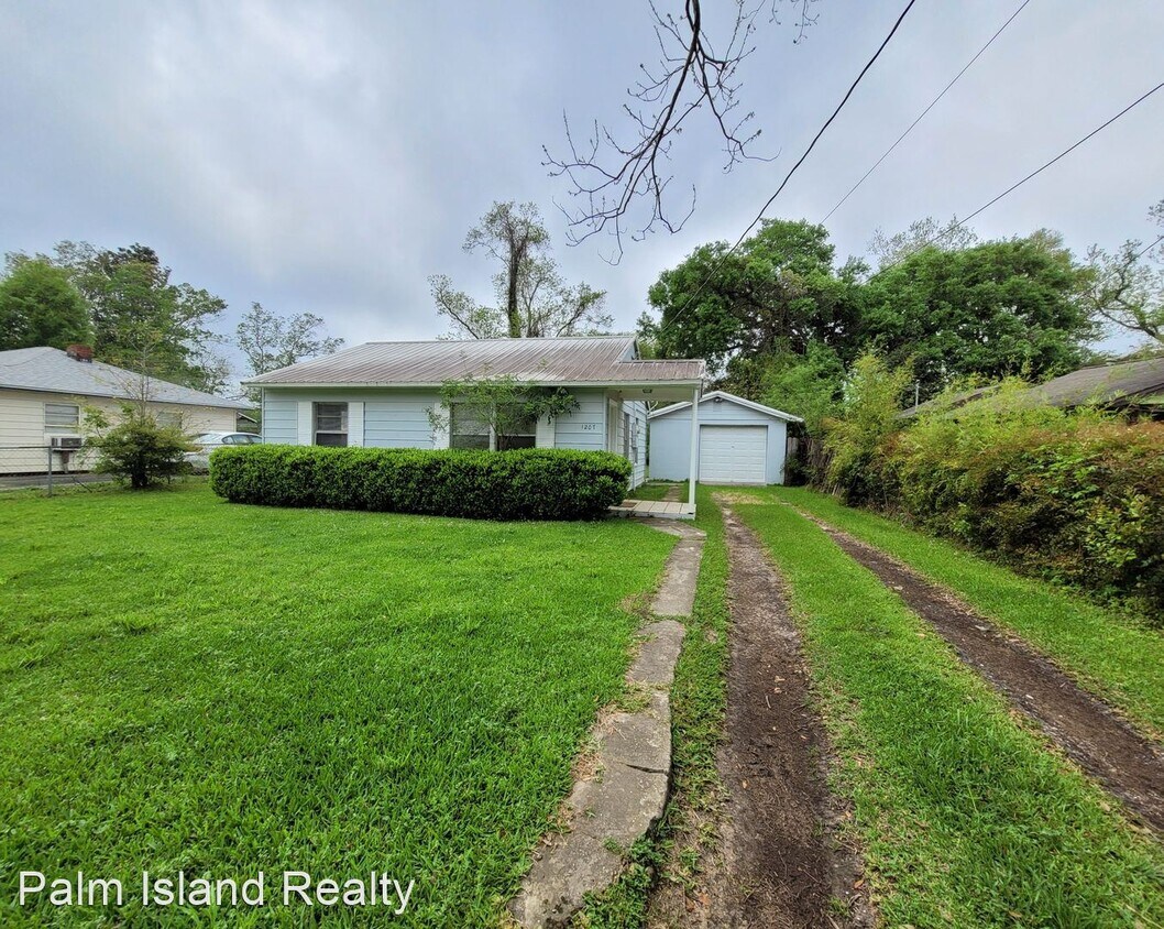 Foto principal - 2 br, 1 bath House - 1207 N 46th Ave