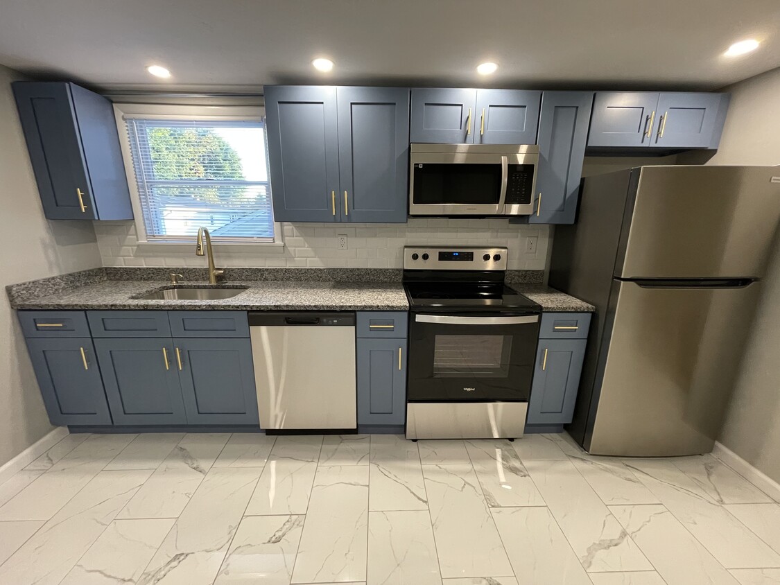 Foto principal - 118 E Elm St