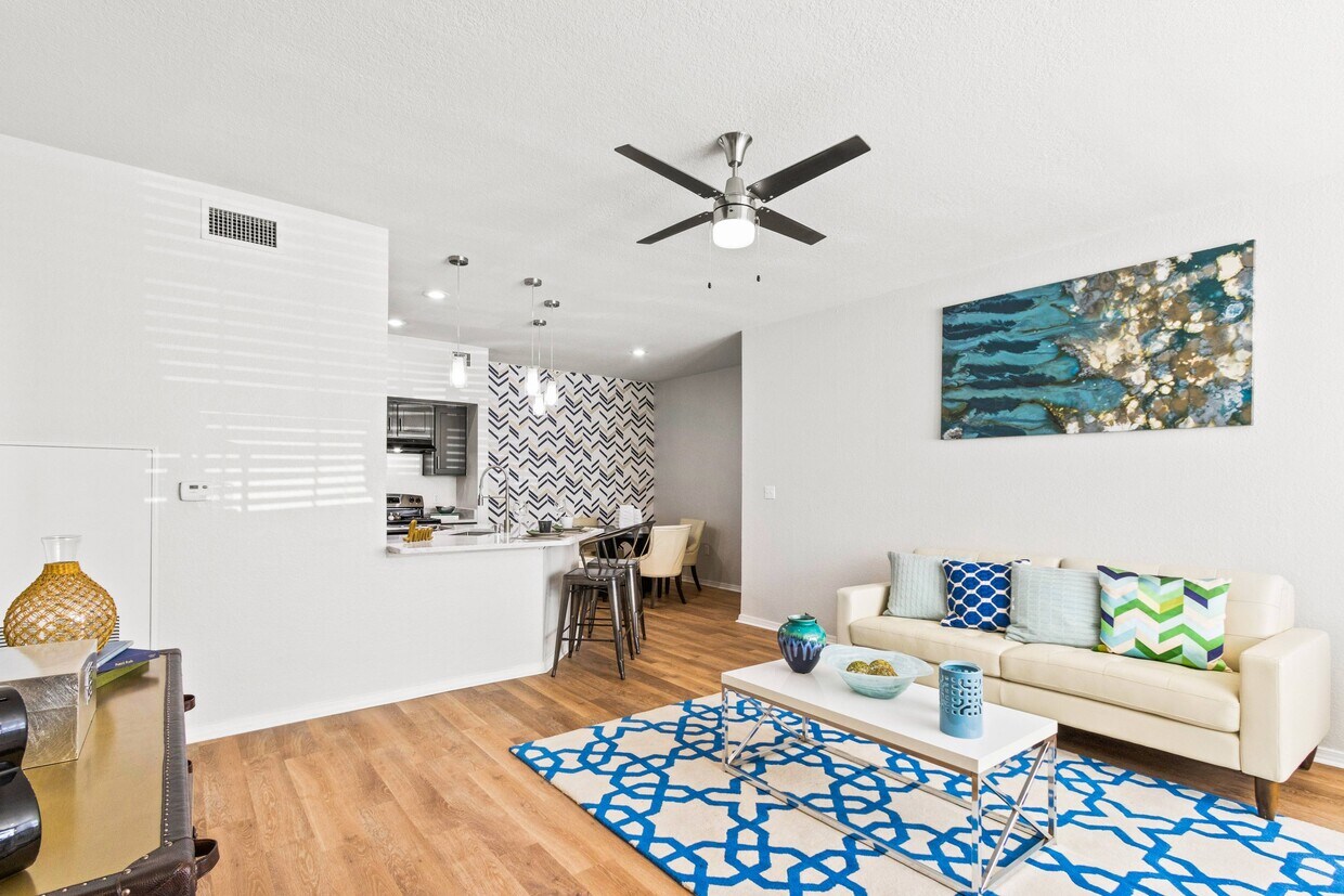 Retreat at Mesa Hills Apartments in El Paso, TX