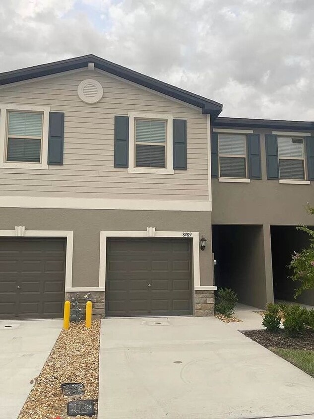 8289 Cor Pne Wy, New Port Richey, FL 34655 Townhome Rentals in New