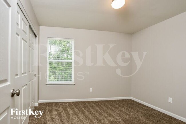 Foto del edificio - 445 Peruque Hills Pkwy