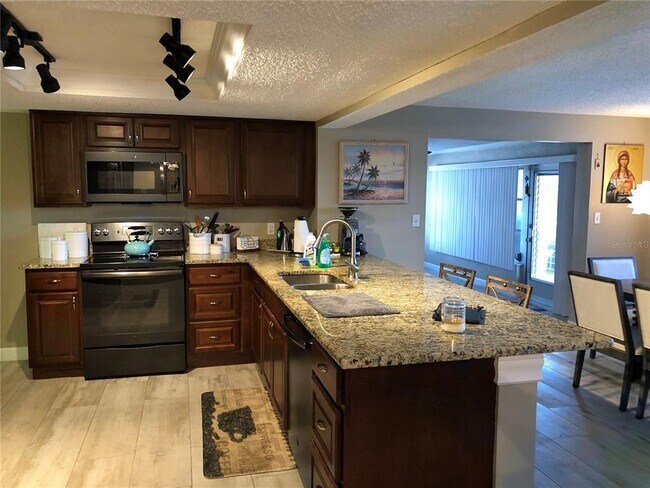 Building Photo - 4037 Topsail Trail