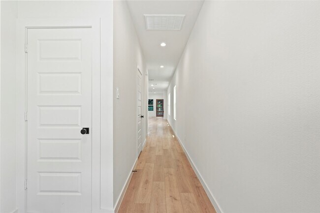 Foto del edificio - 420 N Moore St