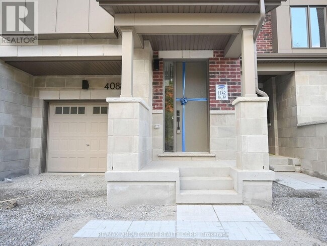 Building Photo - 4088 Kadic Ter