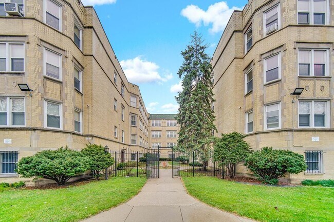 Foto del edificio - 7017 S Merrill Ave