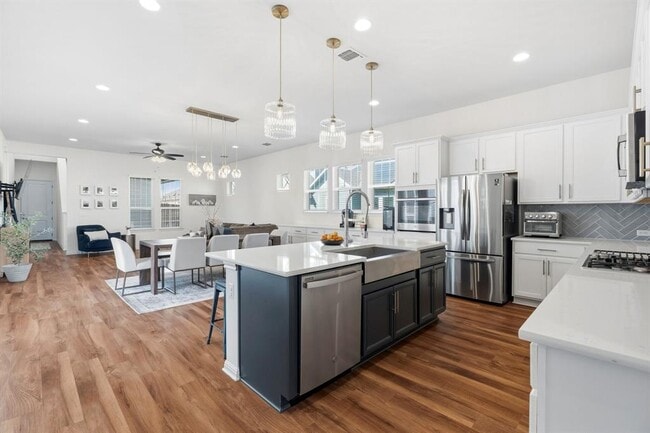 Building Photo - 8704 Apogee Blvd