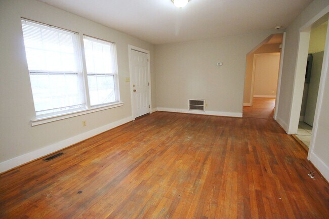 Building Photo - 1141 Virginia St