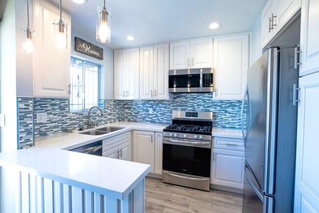 Foto del edificio - 9320 Earl St