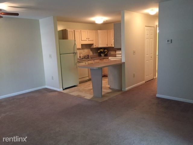 Foto principal - 606 Horseshoe Dr