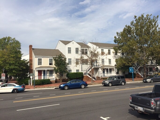 Primary Photo - 810 Court St