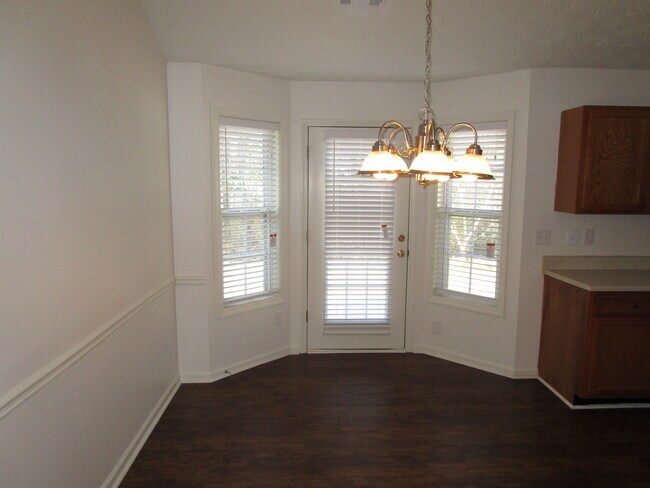 Foto del edificio - 2325 Carlysle Cove Dr