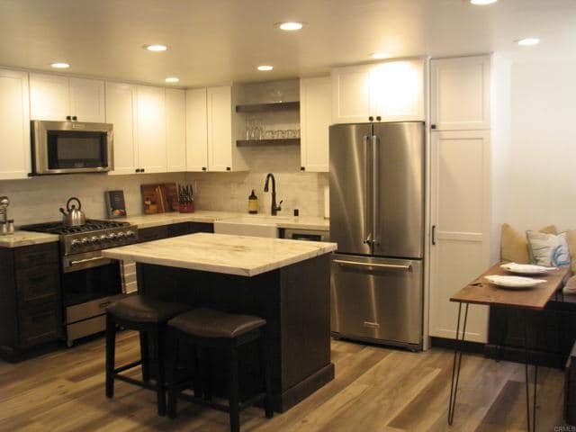 Building Photo - 4655 Belvedere Dr