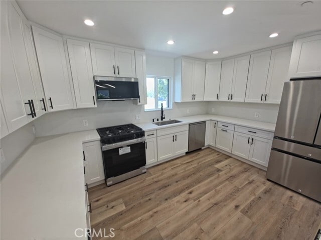 Foto del edificio - 7333 Vanalden Ave