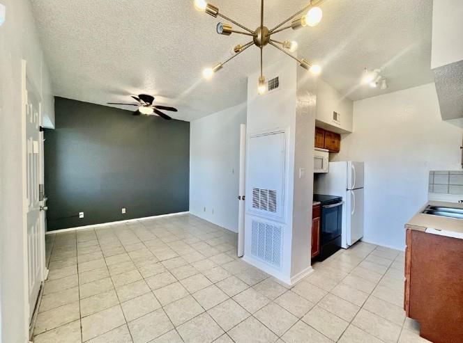 Foto principal - 3316 Guadalupe St