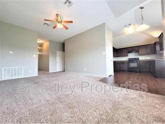 Building Photo - 2407 Bellmont