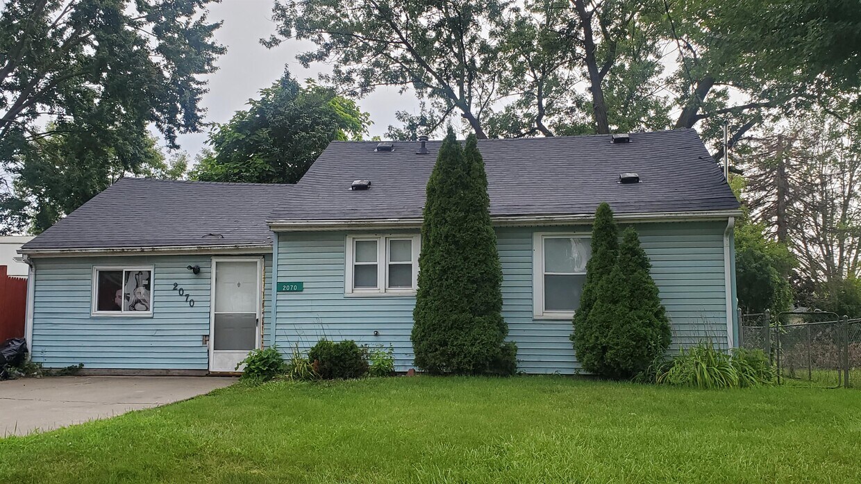 Foto principal - 2070 Harwine St