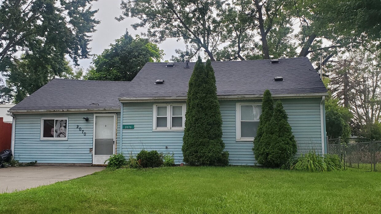 Primary Photo - 2070 Harwine St