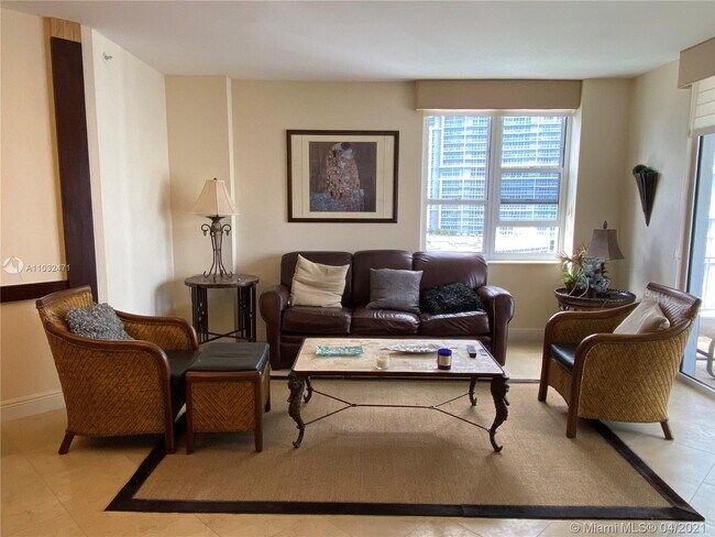 Foto del edificio - 701 Brickell Key Blvd