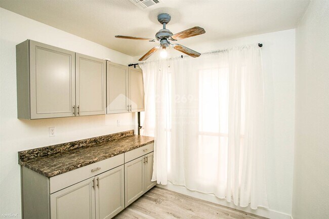 Building Photo - 3 br, 2.5 bath House - 9953 Coral Sands Dr -