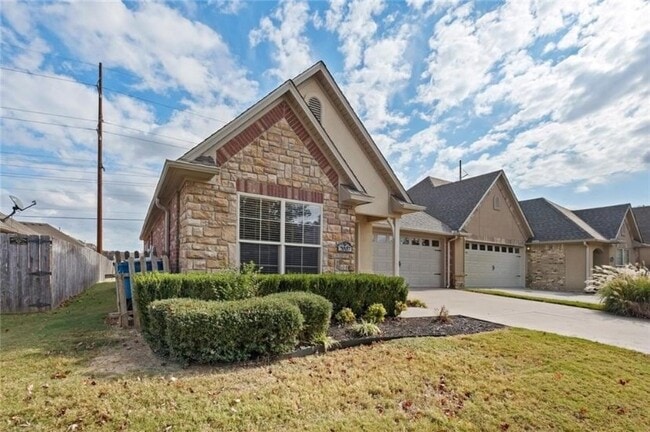 Photo - 2007 SW Stonegrove Rd (Bentonville, AR) Townhome