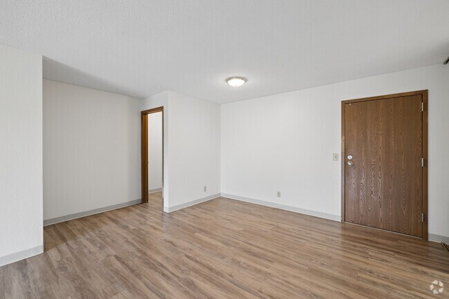 2 habitaciones, 2 baños - 964 pies cuadrados - Comedor - The Highlands Apts and Townhomes