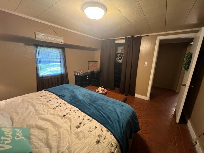 habitación principal - 383 Club Acres Blvd