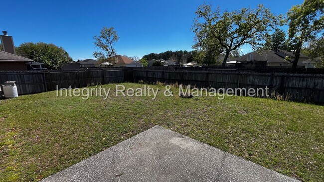 Building Photo - 3 Bed/ 2 Bath in Green Cove Springs