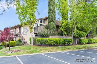 Building Photo - 51 Massolo Dr