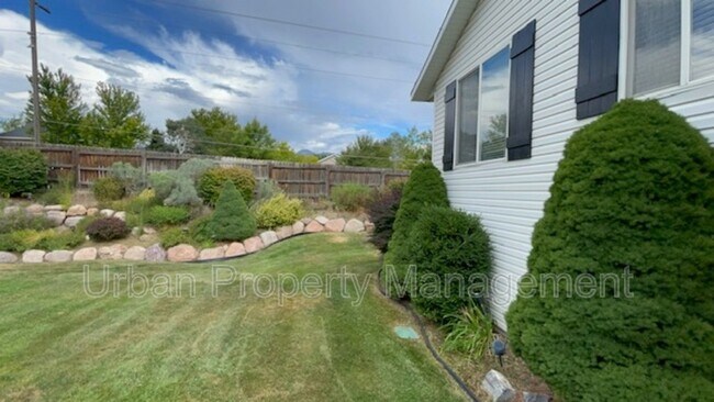 Foto del edificio - 332 W 2200 N