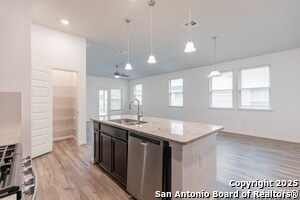 Foto del edificio - 11567 Lightning Wy