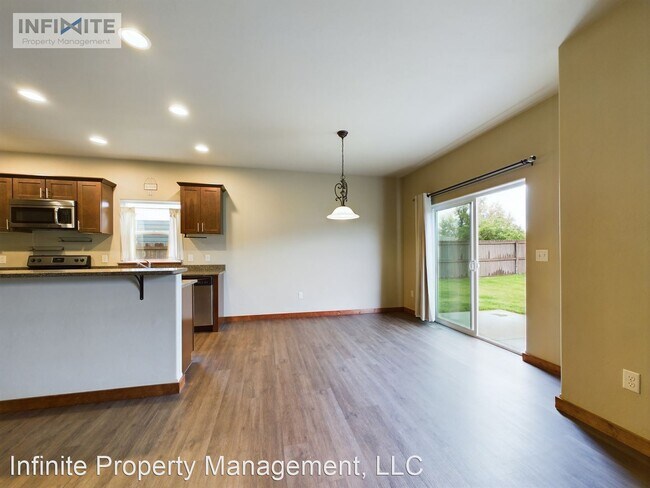 Building Photo - 3 br, 2 bath House - 30 Ridgeline Lane