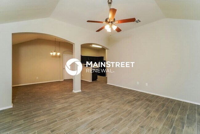 Foto del edificio - 2720 Triple Crown Ln