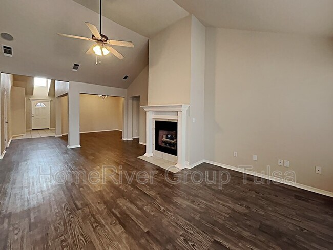 Foto del edificio - 3710 N Ironwood Pl