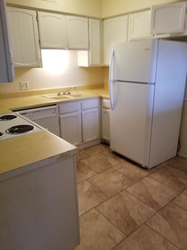 Foto principal - 2140 Merriman St