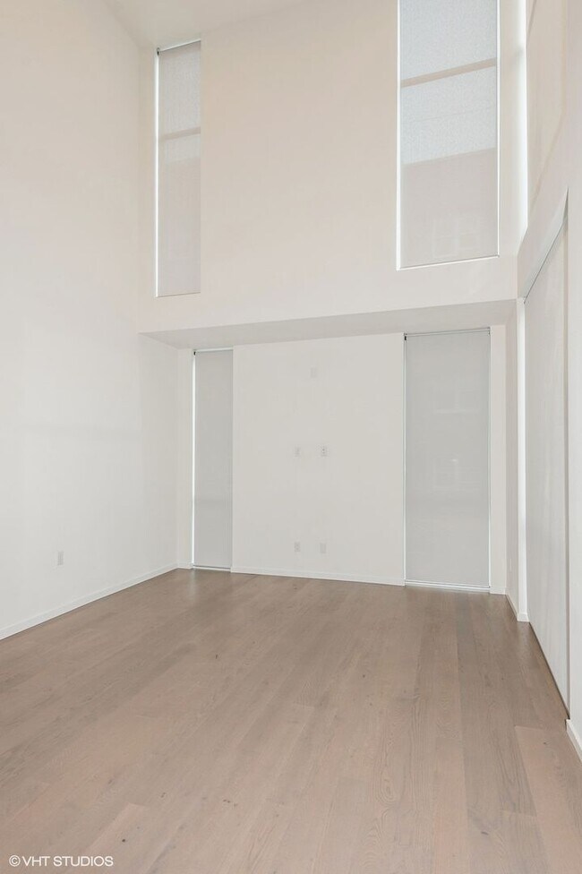 Building Photo - Beautiful Modern Capitol Hill Townhome