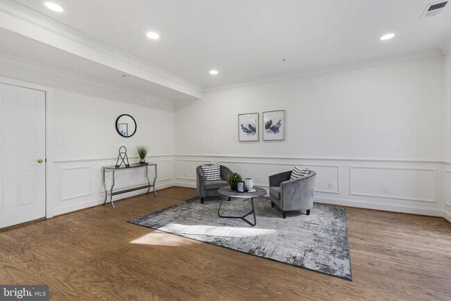 Foto del edificio - 1256 Dockside Cir