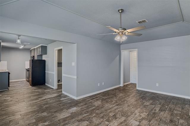 Foto del edificio - 5804 Catherine Ct