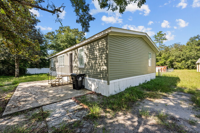 Building Photo - 4598 Calendula Ave