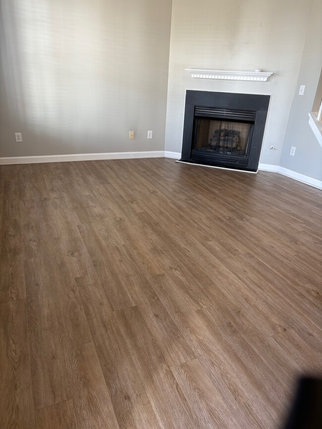 Foto del edificio - 4642 Cross Ridge Ln