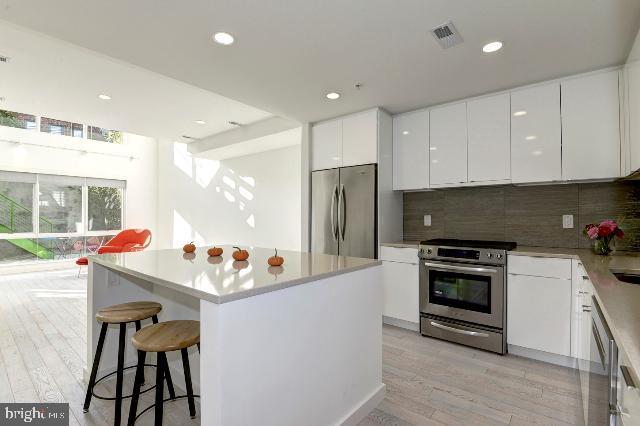 Building Photo - 1234 10th St NW