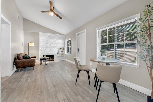 Building Photo - 915 Buena Vista Dr