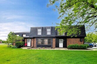 Building Photo - 958 W Inverrary Ln