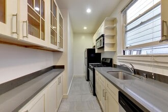 Building Photo - 1460 Sutter St