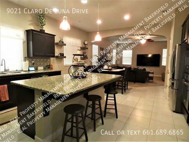 Foto del edificio - 9021 Claro De Luna Dr. - Zero Deposit, Ask...
