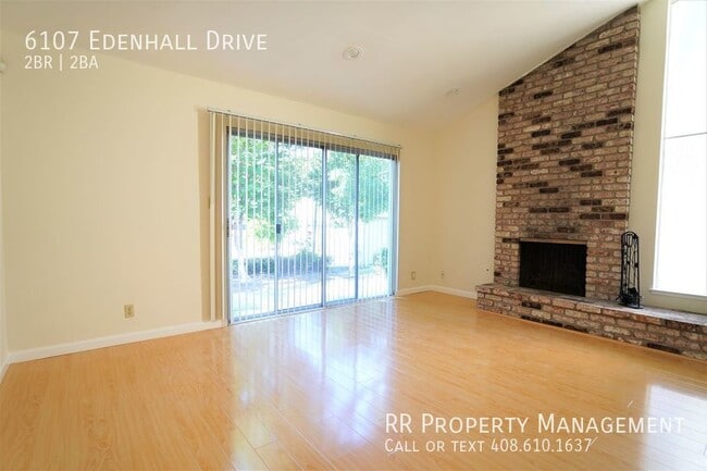 Building Photo - Conveniently Located Townhome in Beautiful...
