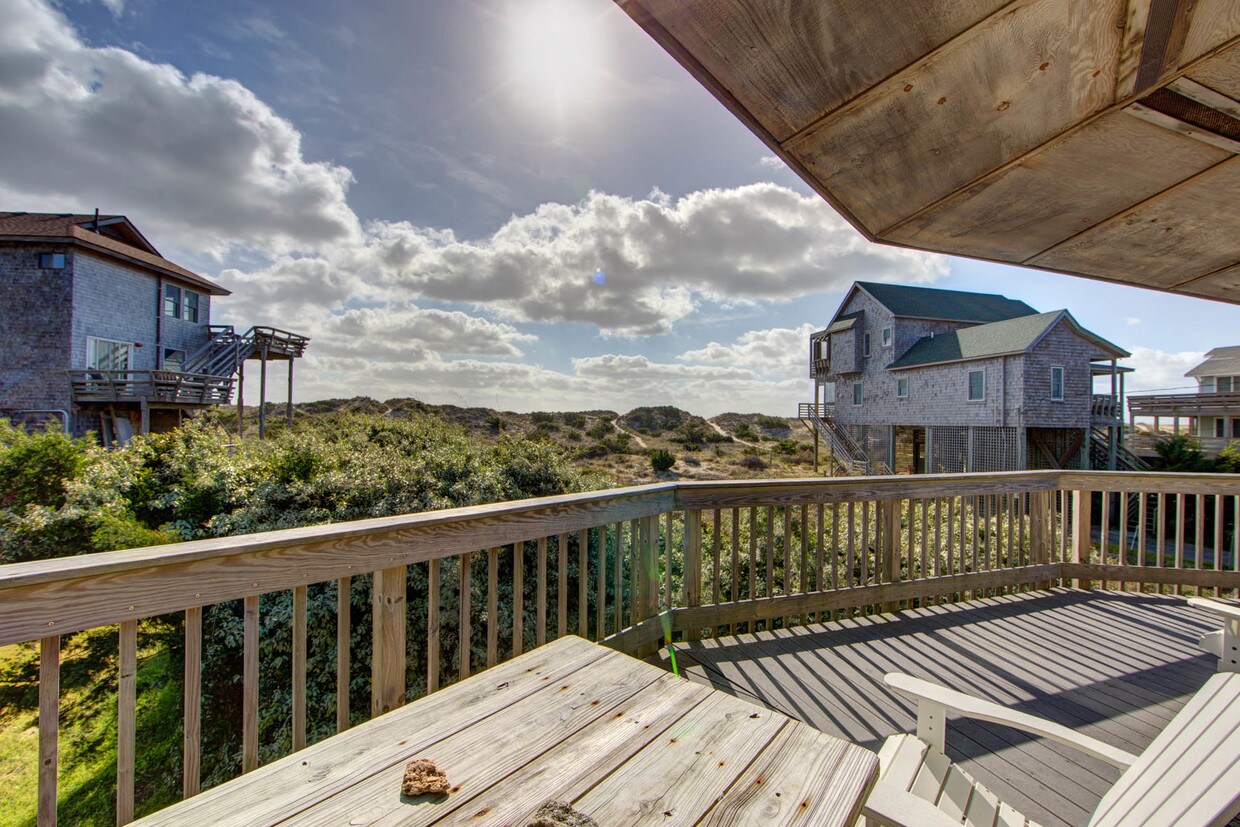 39307 Sandfiddler Ln, Avon, NC 27915 House Rental in Avon, NC