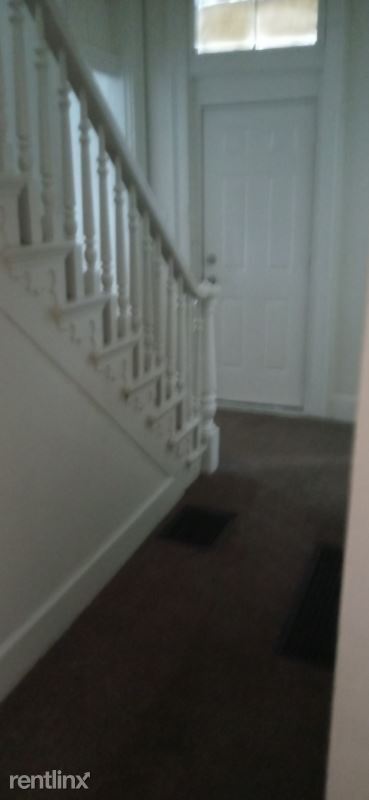 Foto del edificio - 3 br, 1 bath House - 1034 Purcell Ave