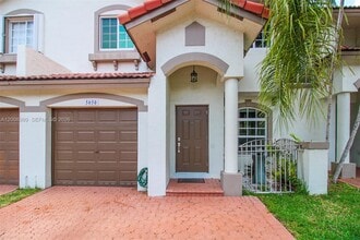 Building Photo - 5050 NW 116th Ct