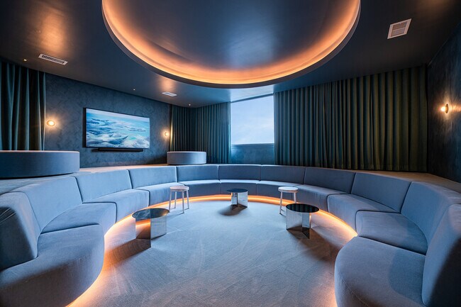 Escondite - Fishtown Urby