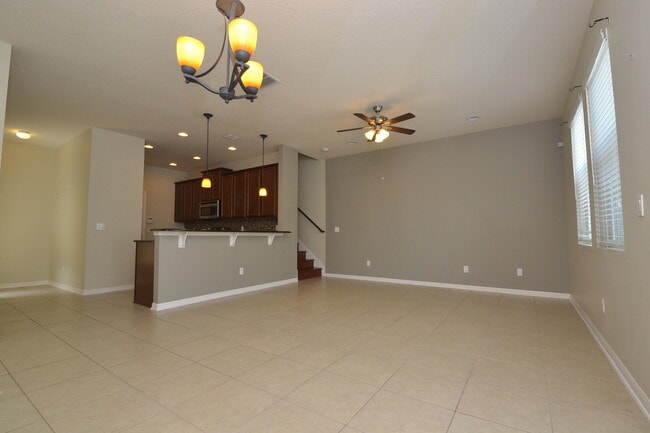 Building Photo - Gorgeous 3/2.5 Townhome in East Orlando ~ ...